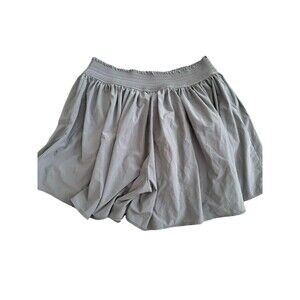 ATHLETA Sneaky Shorts Skirt Grey Flutter Flowy Fit Women’s Size Medium